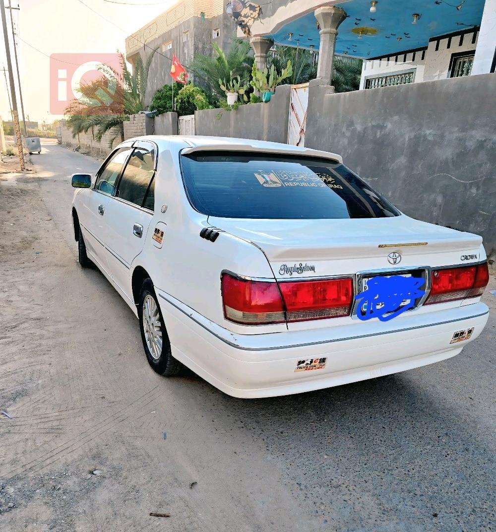 تويوتا كراون